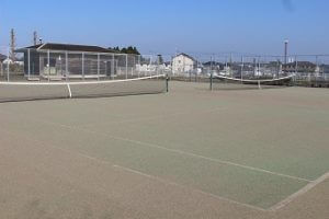 テニスコート２面